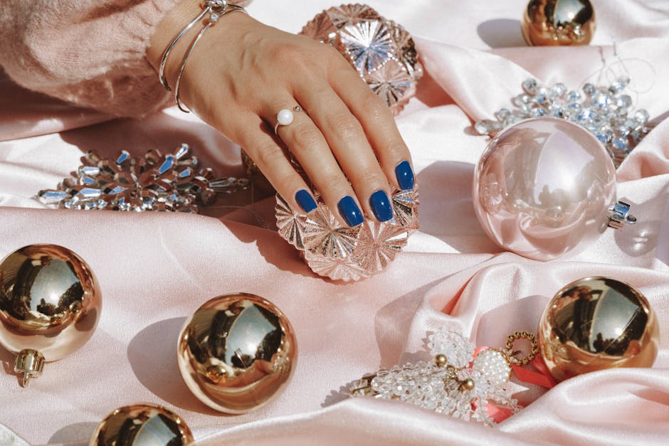 Why Pink and White Nails are the Perfect Choice for Any Occasion